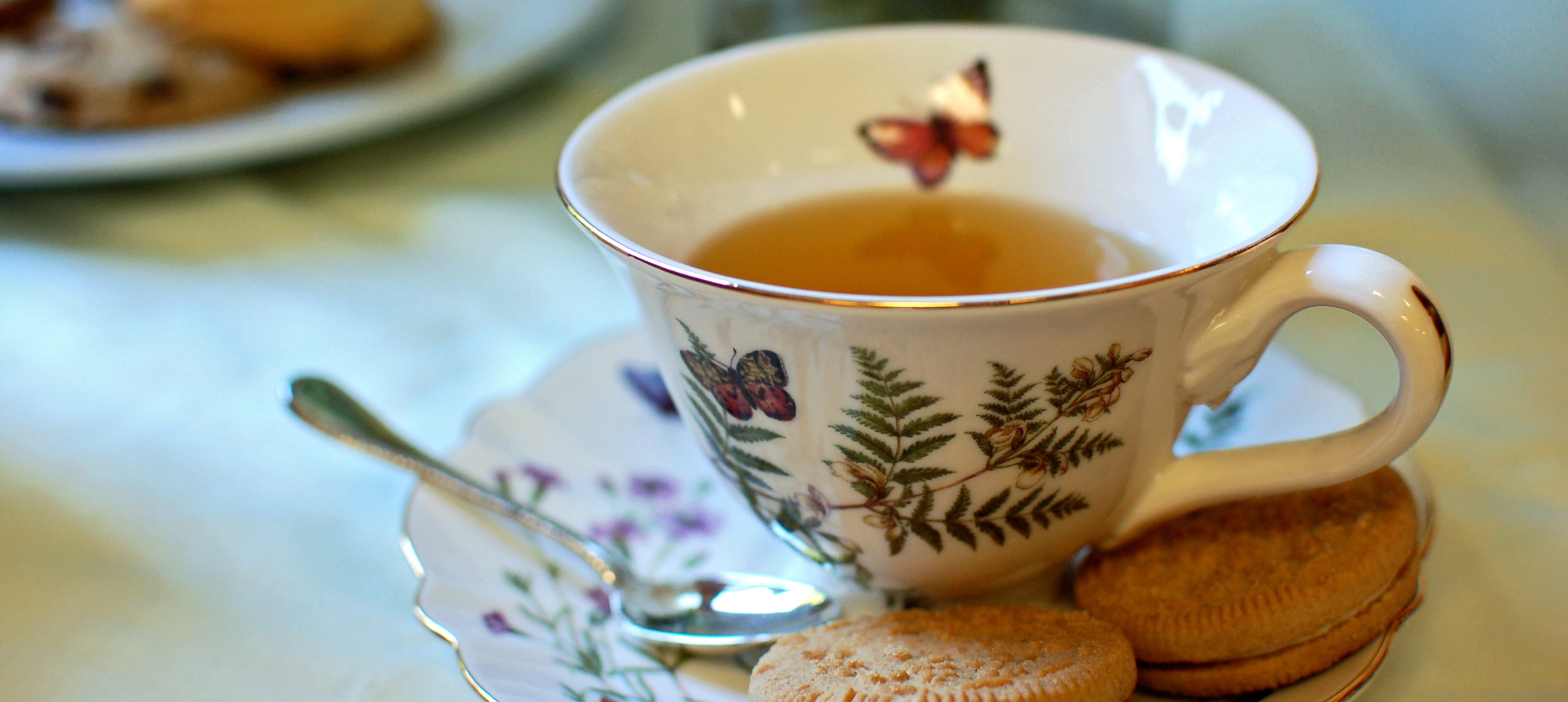 Custom Tea Cups and Saucers