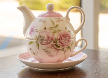 Beau Rose Tea for One