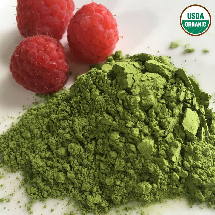 Matcha Raspberry Powder w/ Raspberries