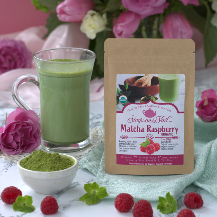 Matcha Raspberry Packet w/ brewed matcha, matcha powder and raspberries 