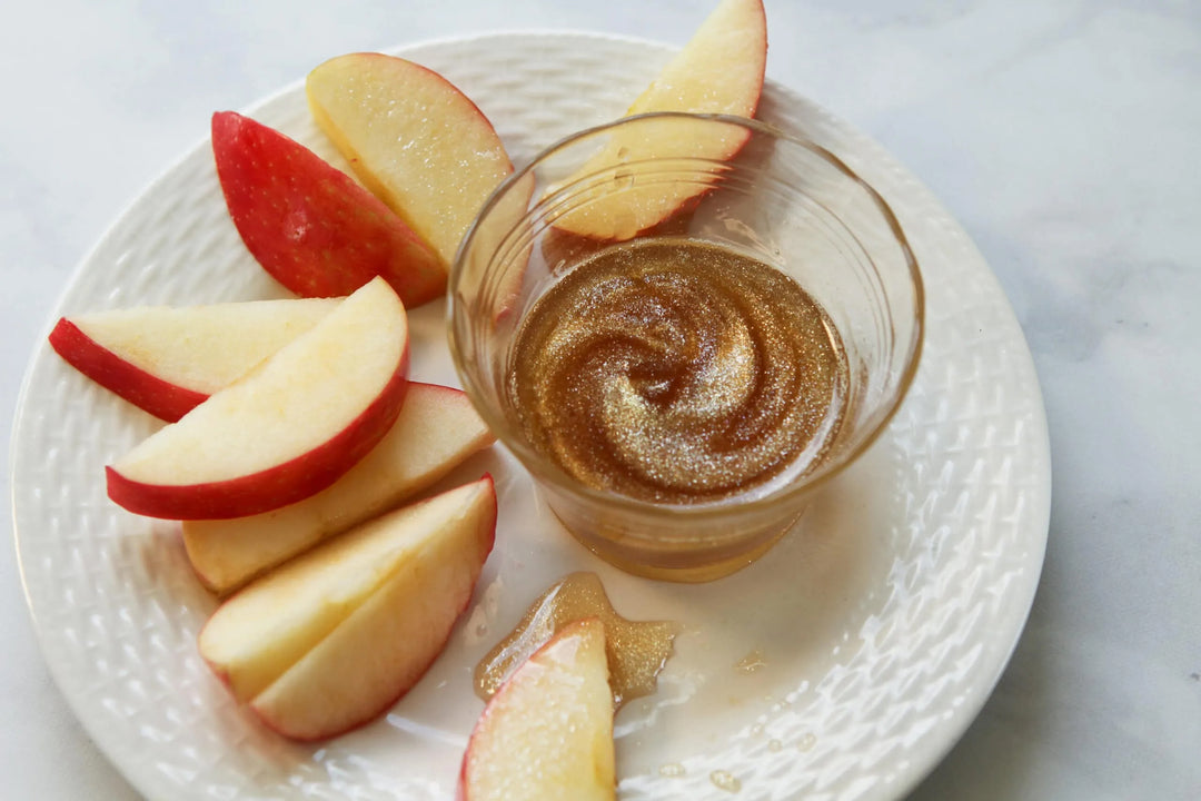 sparkle syrup and apple slices 