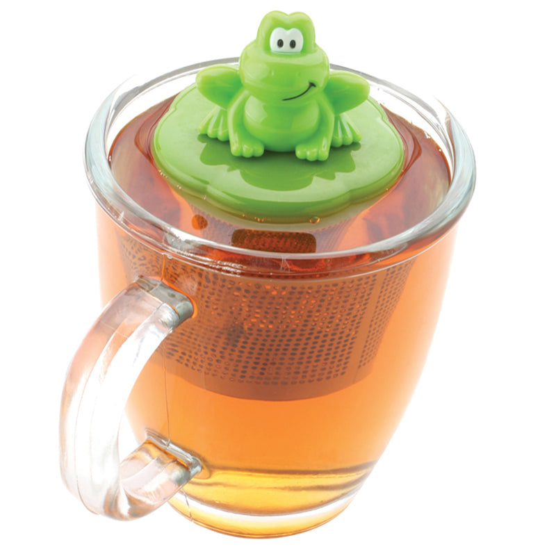 Frog Tea Infuser in Brewed Cup